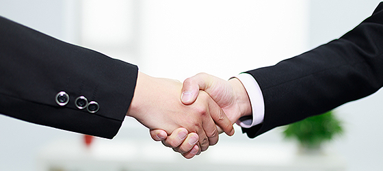 我們擁有器件代理和技術(shù)開(kāi)發(fā)的雙重優(yōu)勢(shì)，既可以為客戶(hù)解決器件的成本問(wèn)題，又能為客戶(hù)提供成熟的BMS技術(shù)方案。為客戶(hù)提供更加全面，高效的服務(wù)體驗(yàn)。